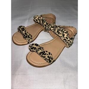 Olivia Miller Girls Leopard Bow Sandals Easy Stay Put Strap Size 4 Animal Print